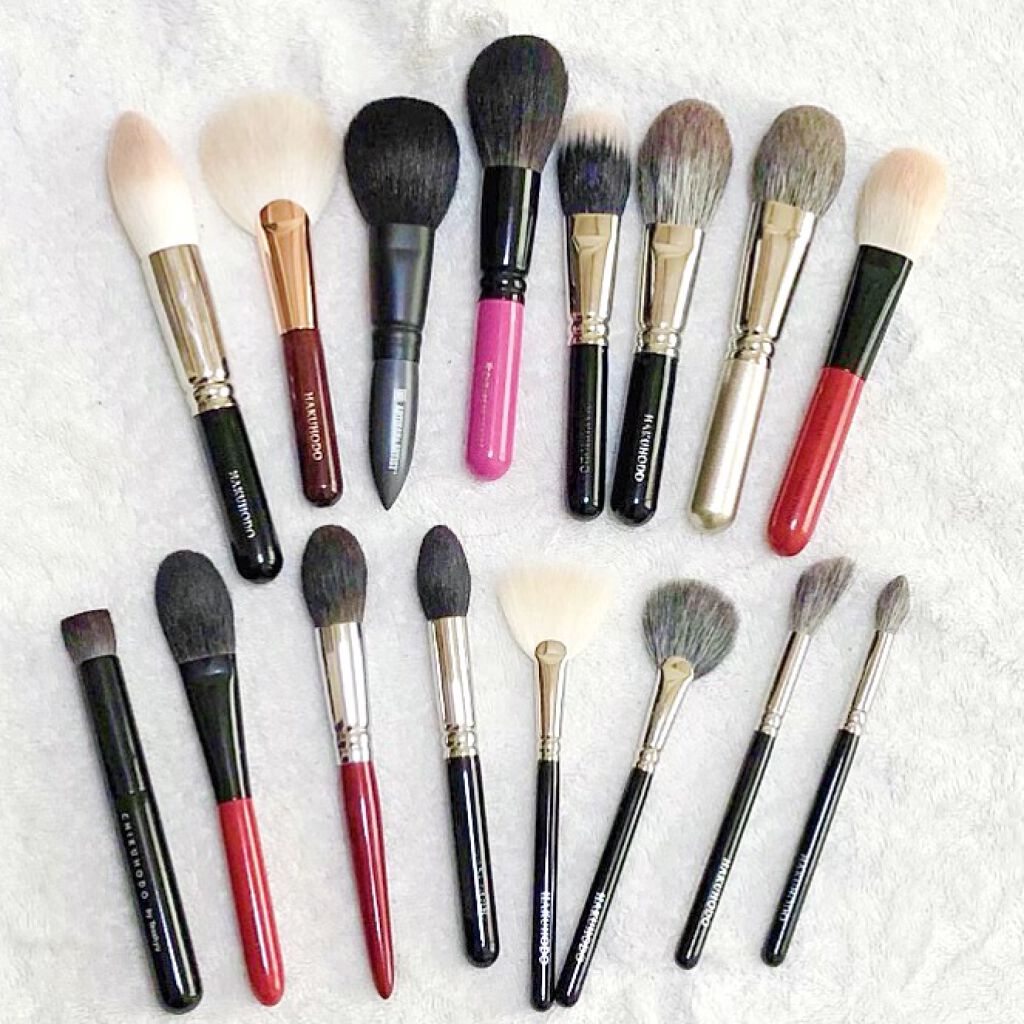 「フェイスパウダーブラシの最新おすすめランキング|選び方や効果的な使い方も徹底解説!【プチプラ&デパコス】」の画像(#202235)