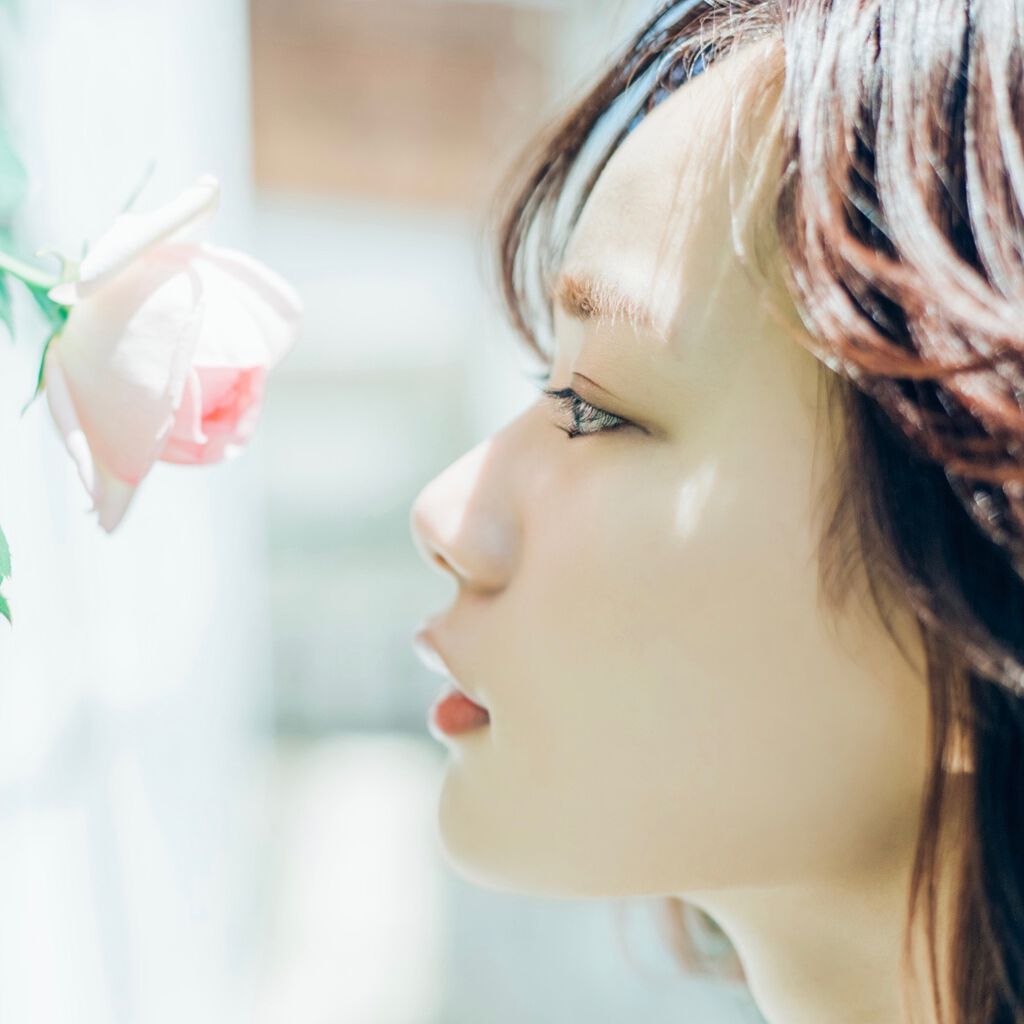 ファンデで肌トラブルを隠すのは、おしまい。「#だから私はナチュリエを選ぶ」の画像