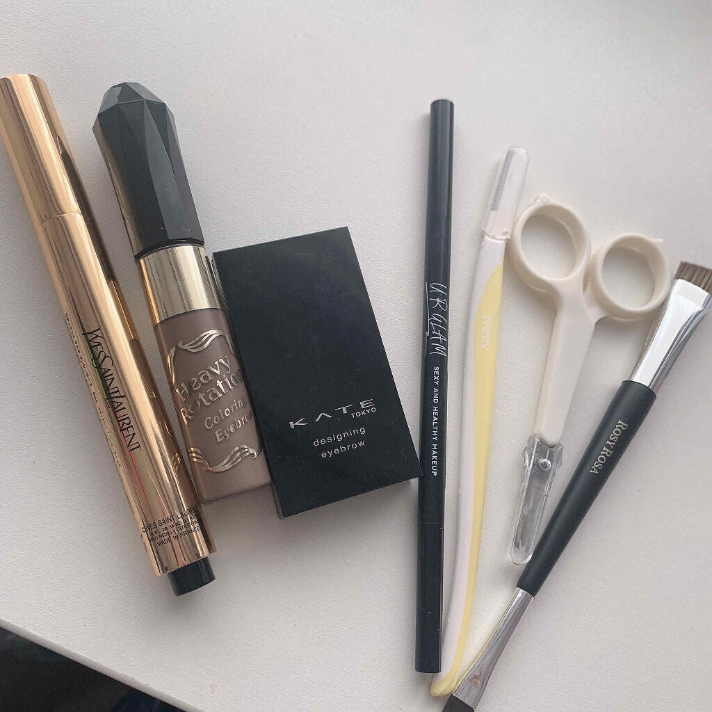 「マスクでも“美人”に見える!眉毛のお手入れの方法は?|おすすめ優秀アイテム14選」の画像(#208000)