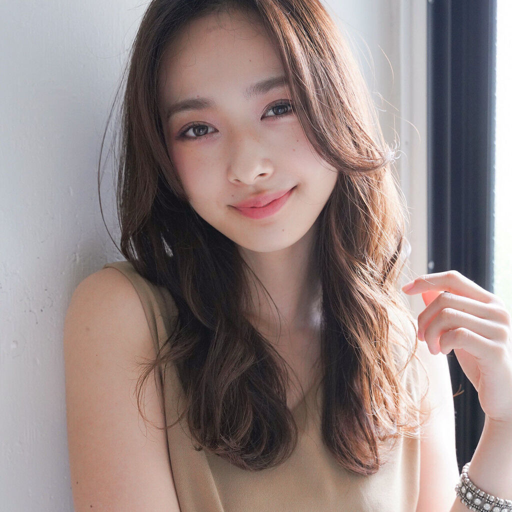 「5ステップ!髪の毛をサラサラにする方法|人気シャンプー&ヘアケアアイテム12選」の画像(#212845)