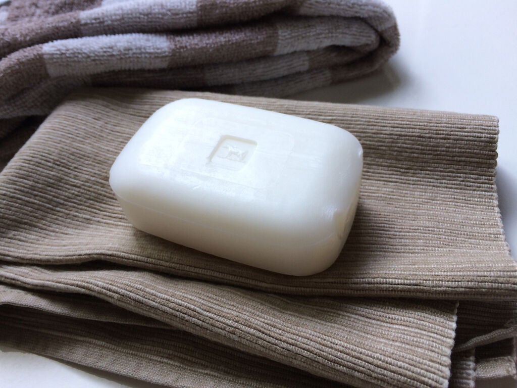 はちみつ石鹸のおすすめ10選!作り方・効能・使い方まで徹底解説【洗顔OKのしっとり系も】の画像