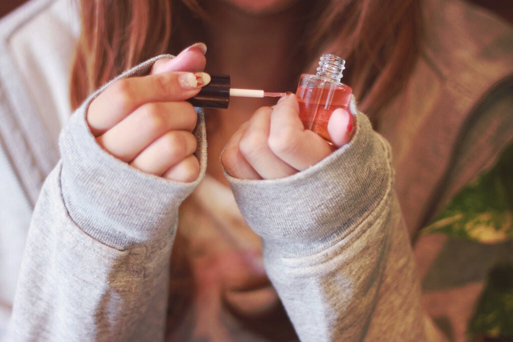 うっとりするような爪先美人に♡人気のネイルケアアイテムをチェックしよう!の画像