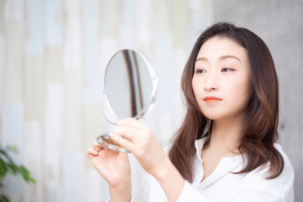 左右非対称眉毛を卒業!きれいな眉を描くコツ解説しますの画像