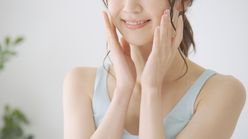 【拭き取り化粧水の使い方】タイミングは朝?夜?人気拭き取り化粧水の使い方も解説の画像