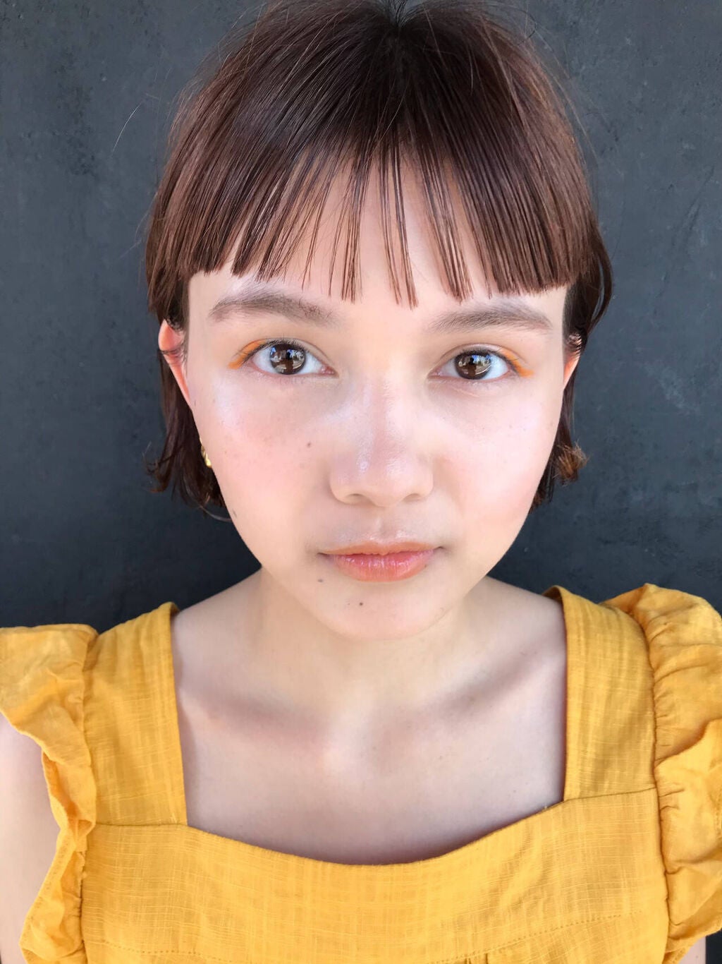 「眉毛美容液で眉毛を徹底ケア。口コミ人気が高い眉毛美容液や効果的な使い方をご紹介」の画像(#235806)