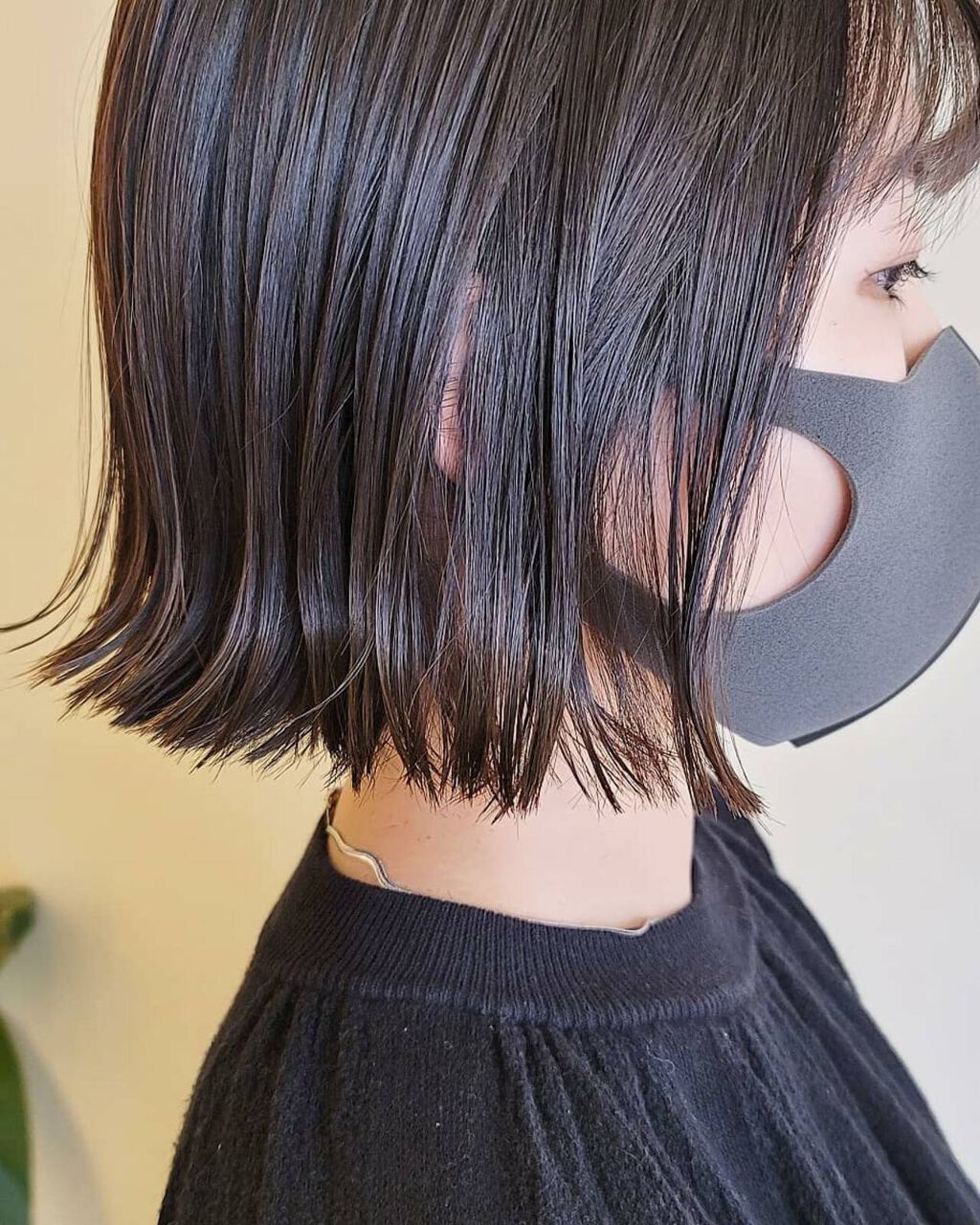 「ホホバオイルは髪や頭皮にも!気になる使い方やおすすめのホホバオイルをご紹介」の画像(#239184)