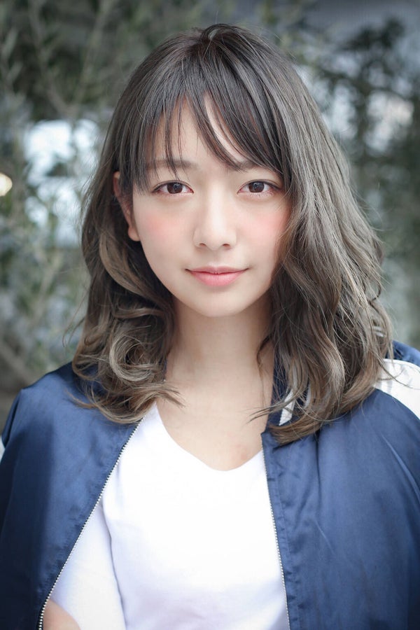 「紫シャンプーの効果的な使い方や使用頻度、注意点を徹底解説|市販で買えるおすすめ10選も」の画像(#239864)