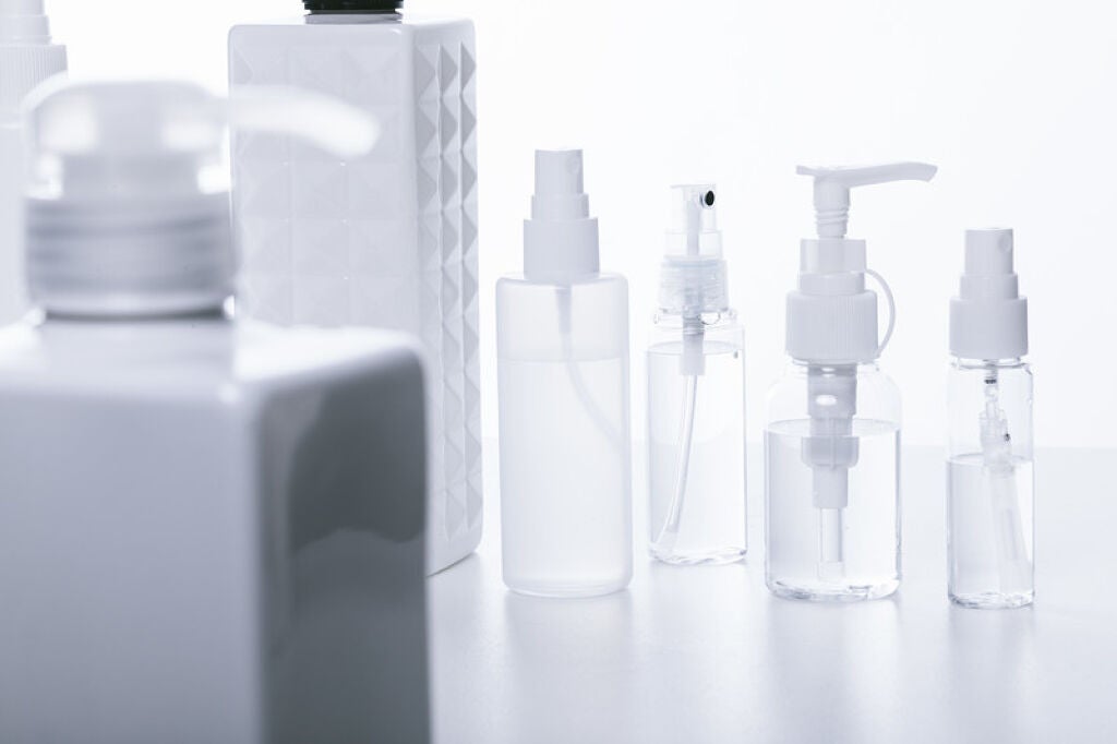 毛穴詰まりの原因と対策が知りたい!今日からできるいちご鼻の角栓ケアの画像