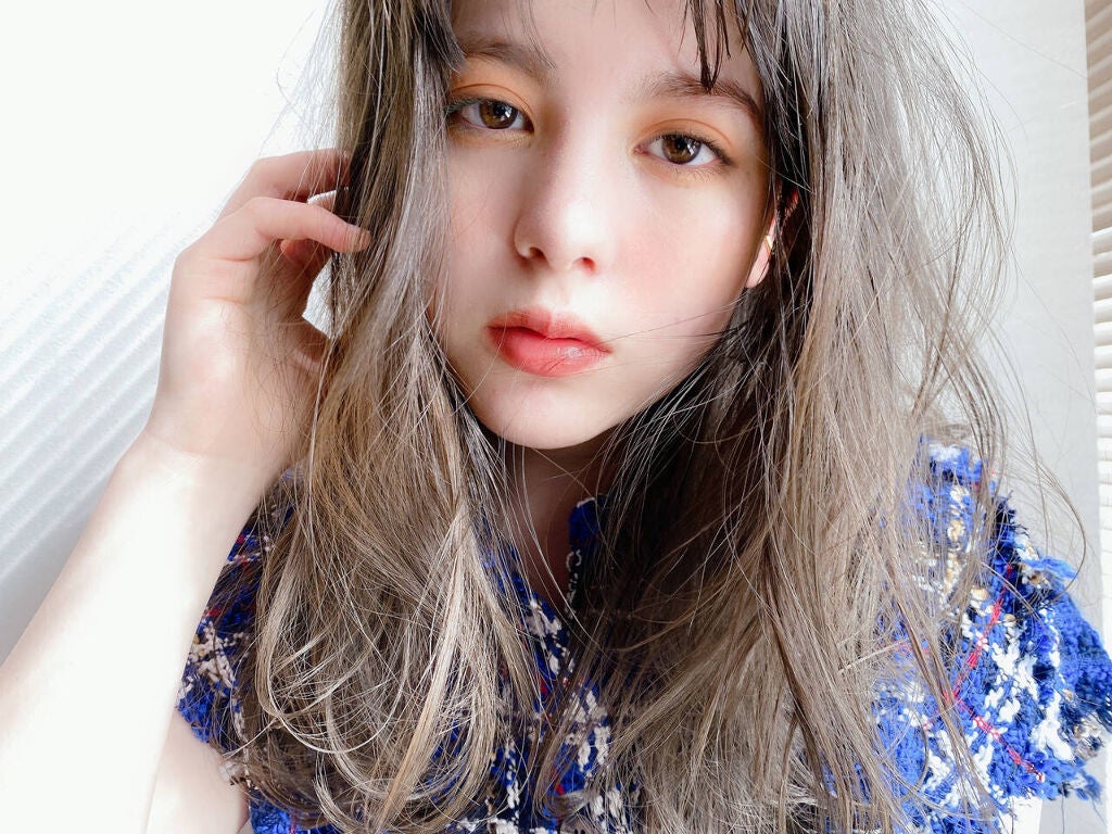 「面長さんの眉毛は≪平行眉≫がおすすめ!面長向きの眉毛の太さ・位置・形をチェック|整え方&描き方を徹底紹介」の画像(#251470)