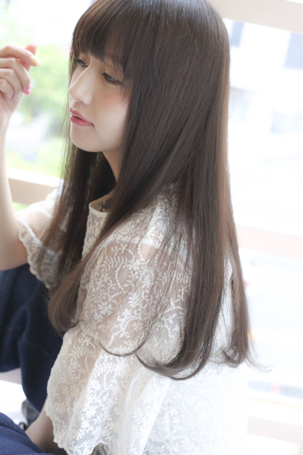 「マスク中の前髪のお悩みを解決!うねる・崩れる・べたつく・濡れる…対策・対処法を紹介」の画像(#255409)