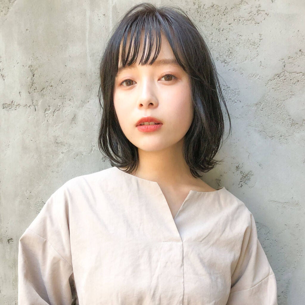 「目と眉毛の間を近付けて理想の美人顔に!狭くする方法や広い・狭い人のメイク方法も解説」の画像(#261019)