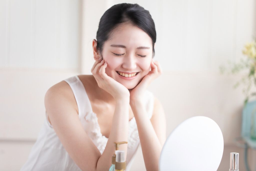 思春期ニキビとは違う!30代でできる大人ニキビとは?原因やケア方法を解説の画像