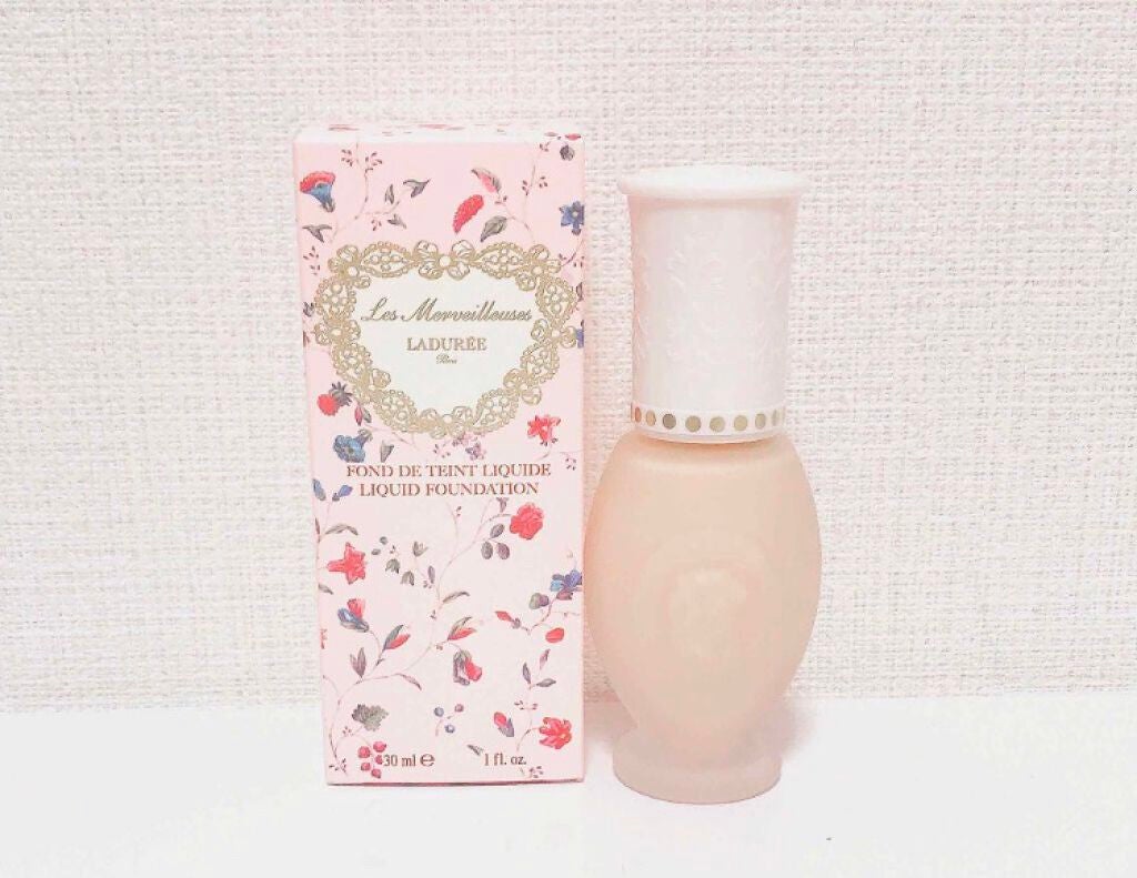 「しっかり密着&乾きにくい♡おすすめリキッドファンデーションまとめ」の画像(#26548)