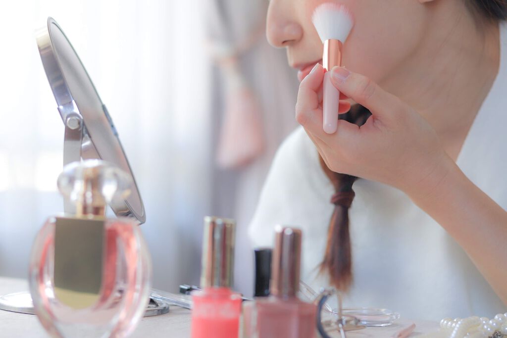 ノーズシャドウブラシ人気おすすめ12選【100均・プチプラ・デパコス】選び方や使い方も解説!の画像