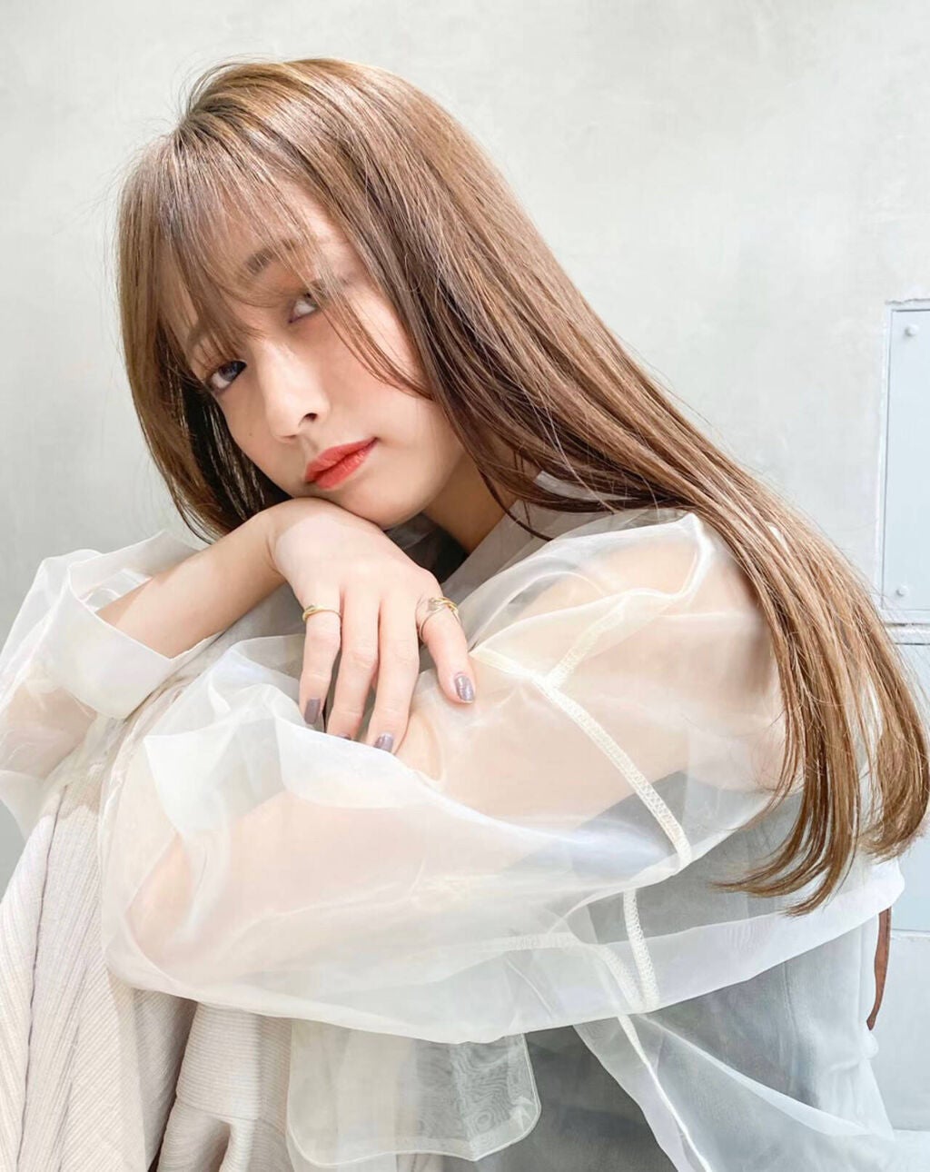 「ヘアアイロンの使い方を徹底解説!カールからストレートまで♡初心者向けアレンジも」の画像(#554726)