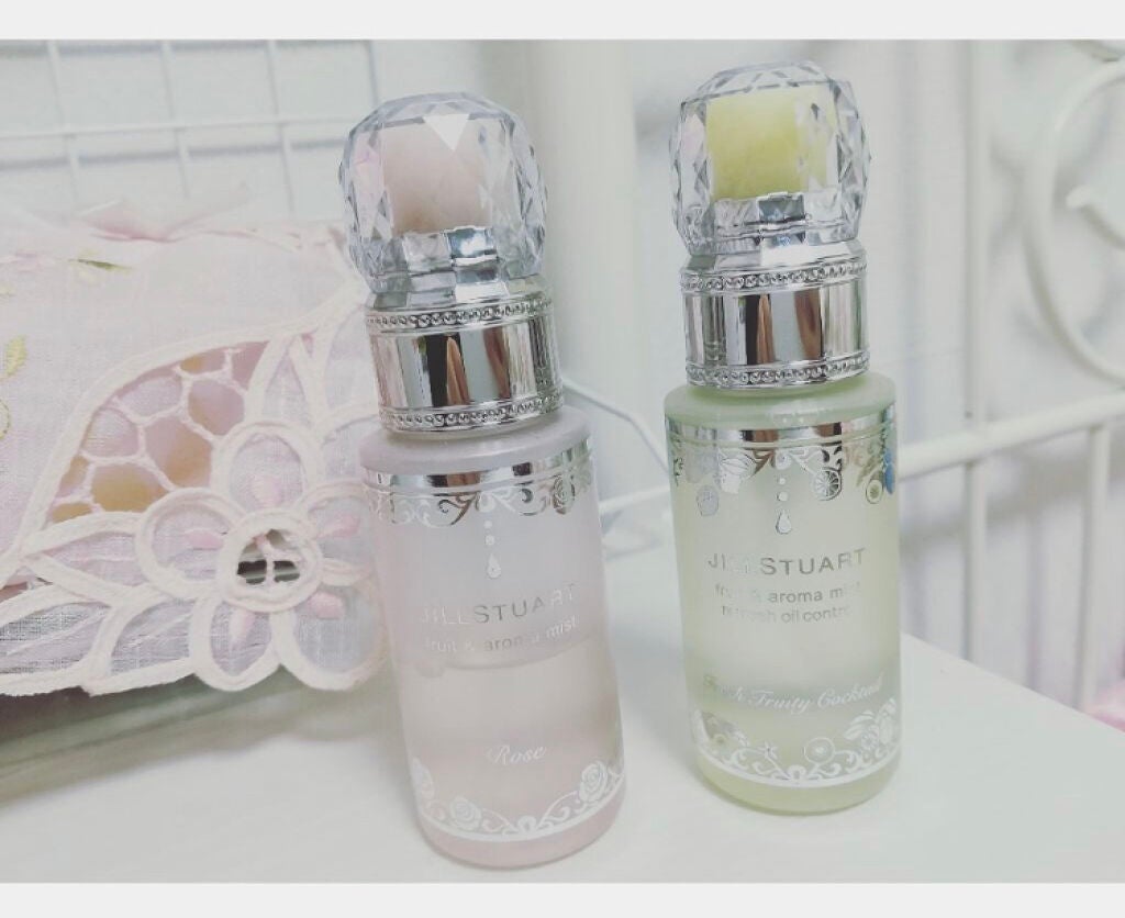 「メイク直しや日中の乾燥が気になる時に!フェイスミストでうるおい肌♡」の画像(#27042)