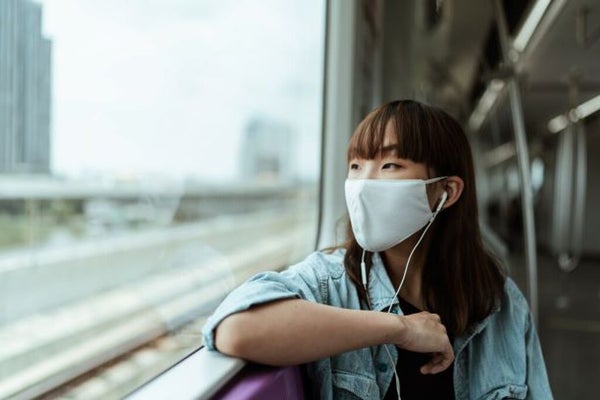 唇のニキビ予防におすすめのスキンケア15選|気になる原因からケア方法までご紹介の画像