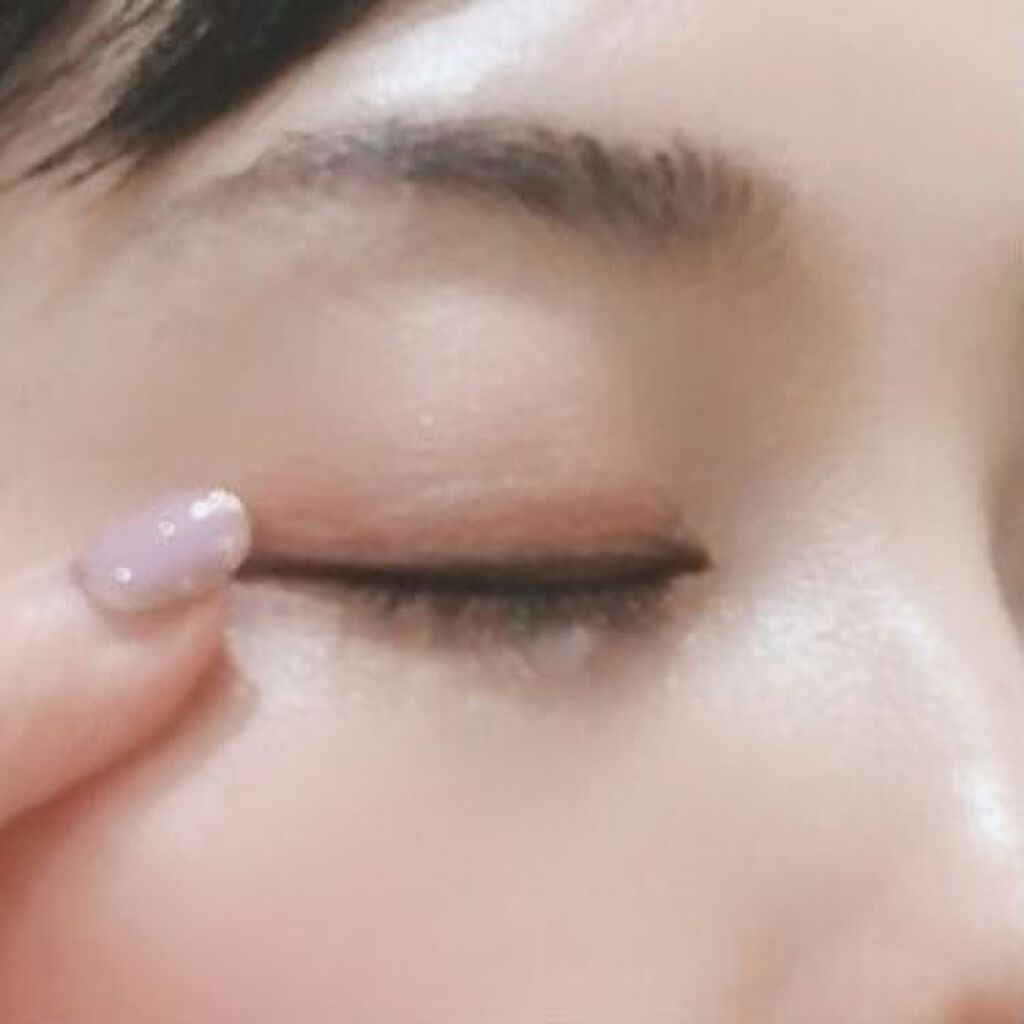 「「やばい目の下のシワ、どうしたらいい?」20代からでも早すぎないシワ対策」の画像(#274594)