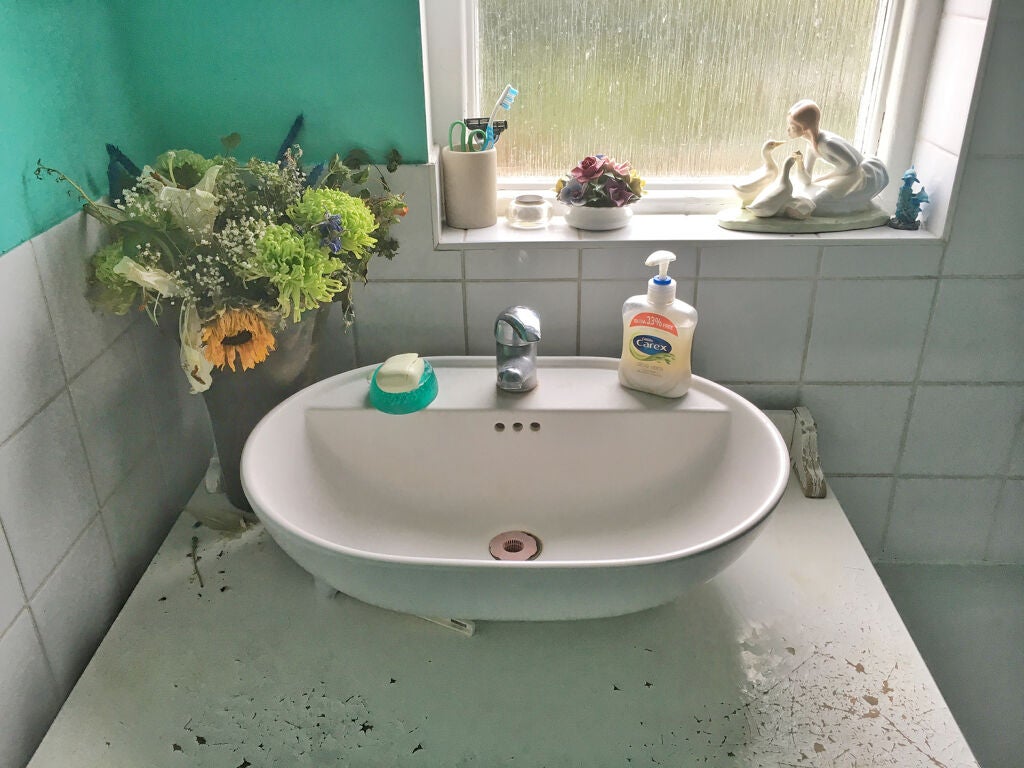 【口臭ケア】舌磨きのおすすめ12選!市販品やジェル、正しいやり方も紹介の画像