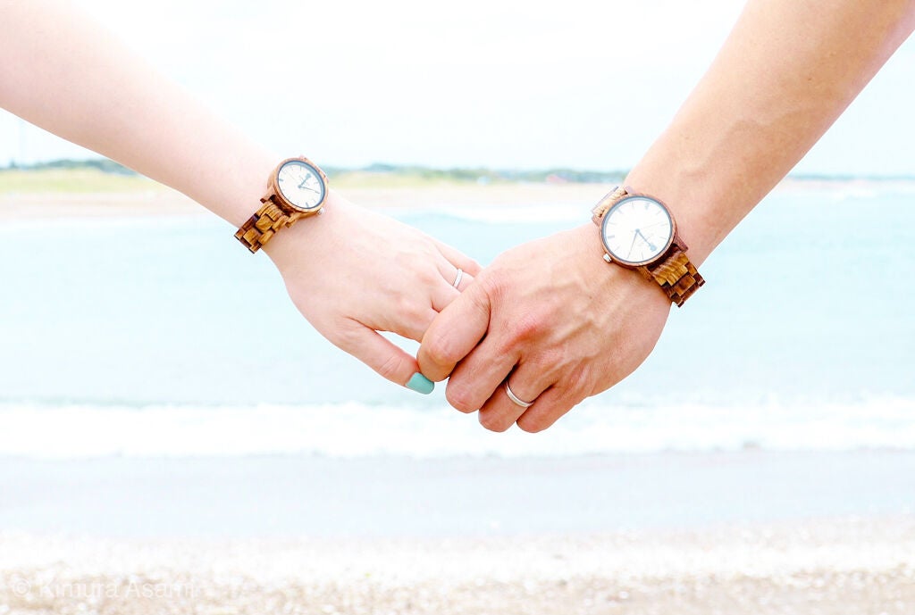 【2022年最新】色っぽい大人セクシーメイクの方法≪30代・40代に似合う色気リップ・眉毛の作り方≫の画像