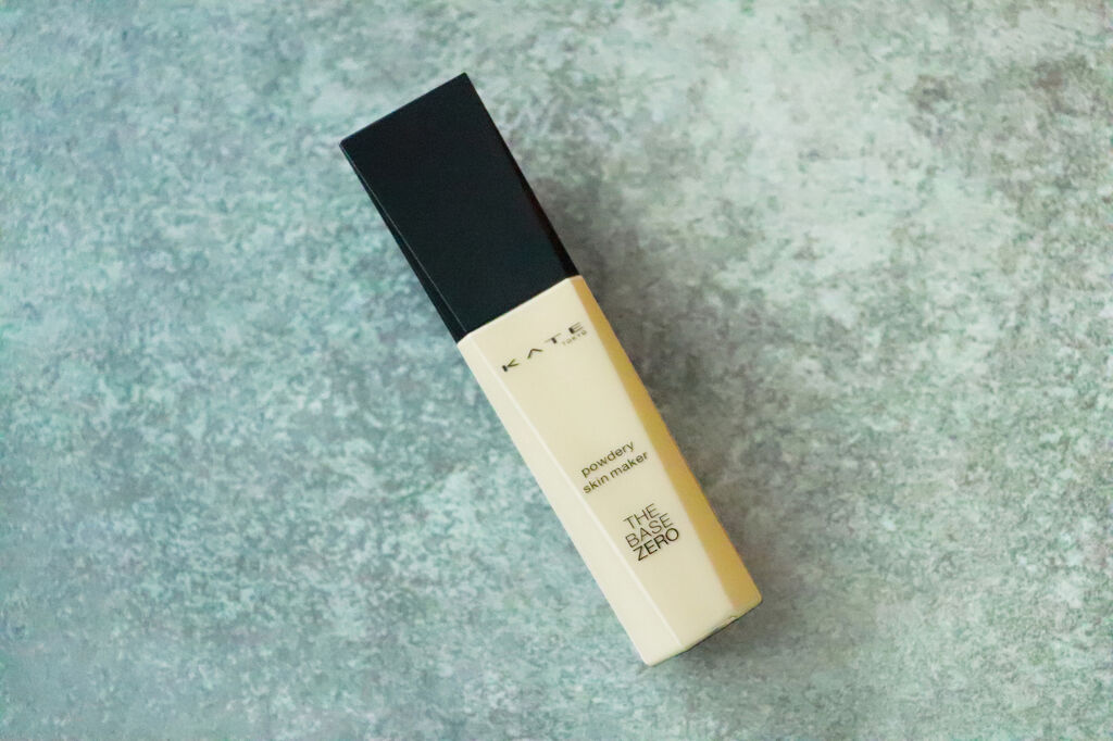 秋だから、ちょっと背伸びして大人っぽいメイクを。お助けアイテムはセミマット仕上がりのファンデーション！[PR]の画像