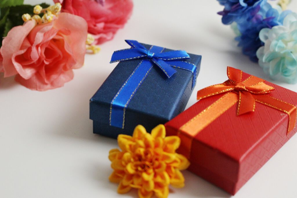 【プレゼントにもぴったり】ヘアケア用品の種類と役割を解説！贈り物としての選び方もご紹介の画像