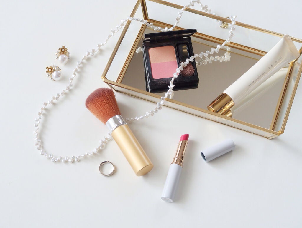 【婚活メイクレッスン】アラサーが本当にモテるためのポイントを解説|婚活コスメやヘアスタイルも!の画像