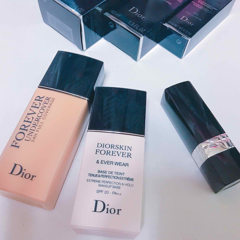 「カバー力orツヤ感。なりたい肌で選ぶデパコスのリキッドファンデーション5選」の画像（#29932）