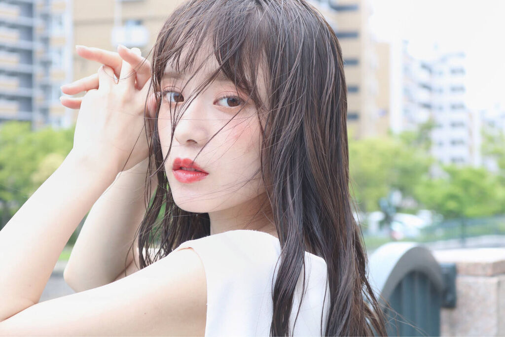 「ブルべ夏におすすめなミルクティー系の髪色12選｜ピンク・グレージュ・ブリーチなし等」の画像（#300374）