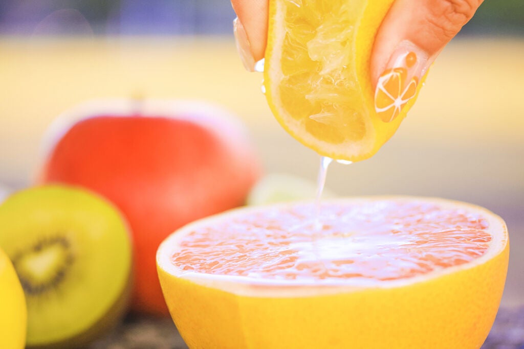 おすすめの柑橘系の香水紹介!さっぱりフレッシュな香りで男ウケも◎【レディース・メンズ】の画像