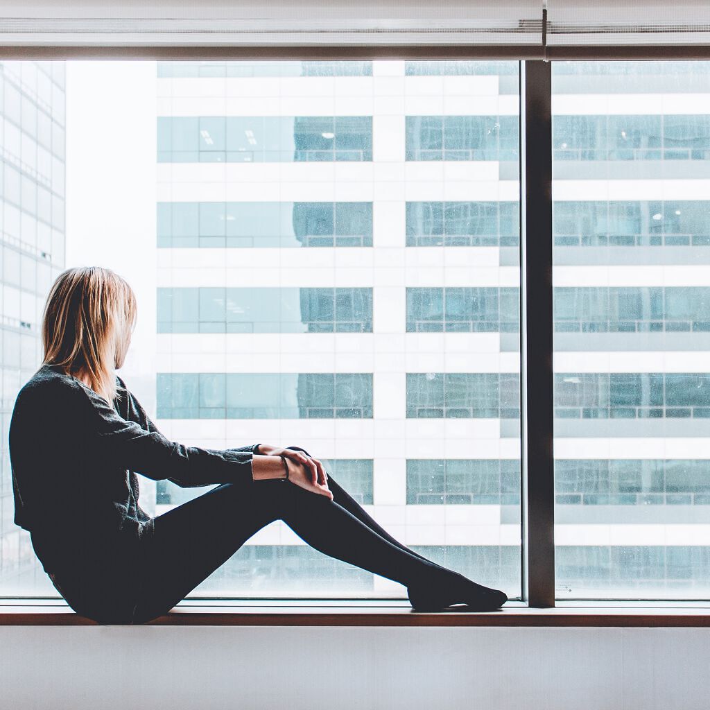 化粧水を使わないスキンケアをご紹介!お肌の老化やニキビを防ぐ方法、使わない方がいい人の特徴もの画像