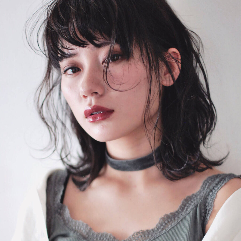 「バブルメイクの特徴とやり方♡一周回って流行りの予感?《ブルーアイシャドウや太眉など》」の画像(#312157)