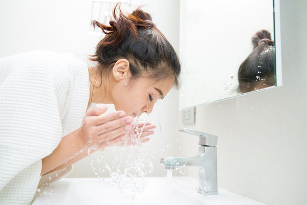 ピーリングジェルの使い方講座《使う順番・頻度》おすすめアイテムも!の画像