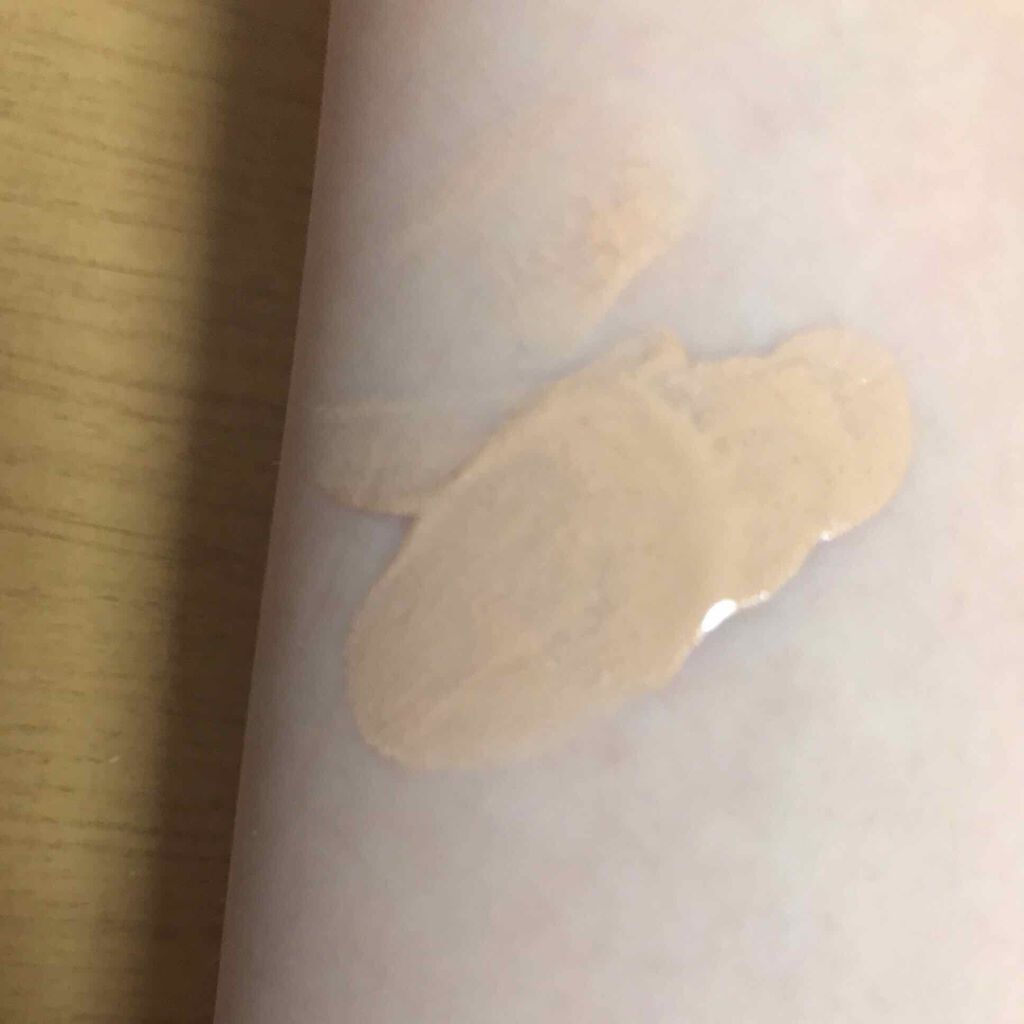 「カバー力orツヤ感。なりたい肌で選ぶデパコスのリキッドファンデーション5選」の画像(#31312)