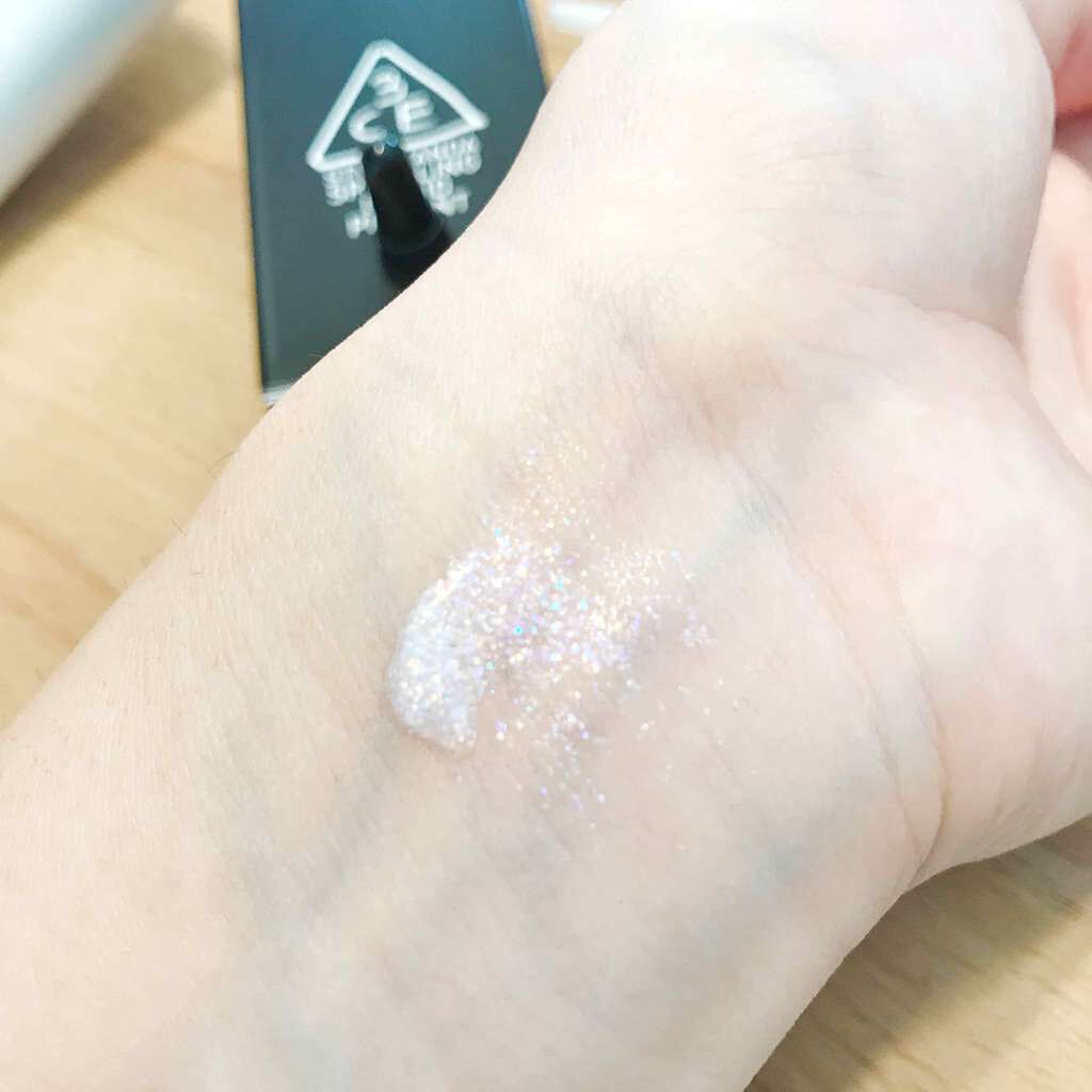 「何歳になっても、キラキラにときめきます♡目元の華やかさをアップしてくれるピグメント6選」の画像(#31324)