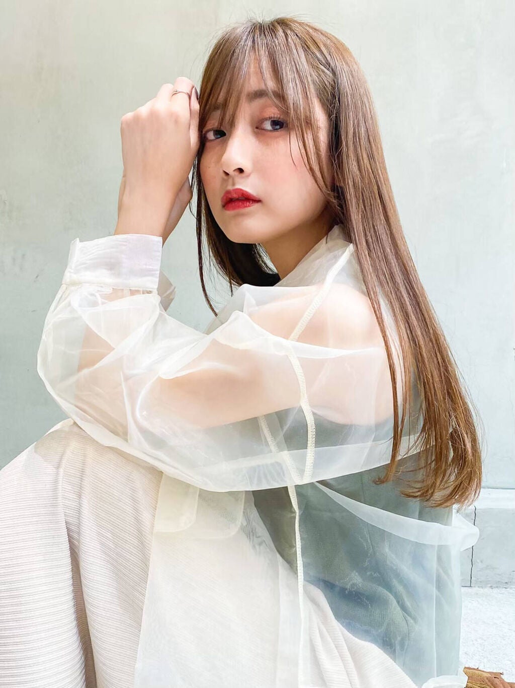 「ヘアアイロンでストレートにするやり方!ストレートにならないときのコツも紹介」の画像(#314527)