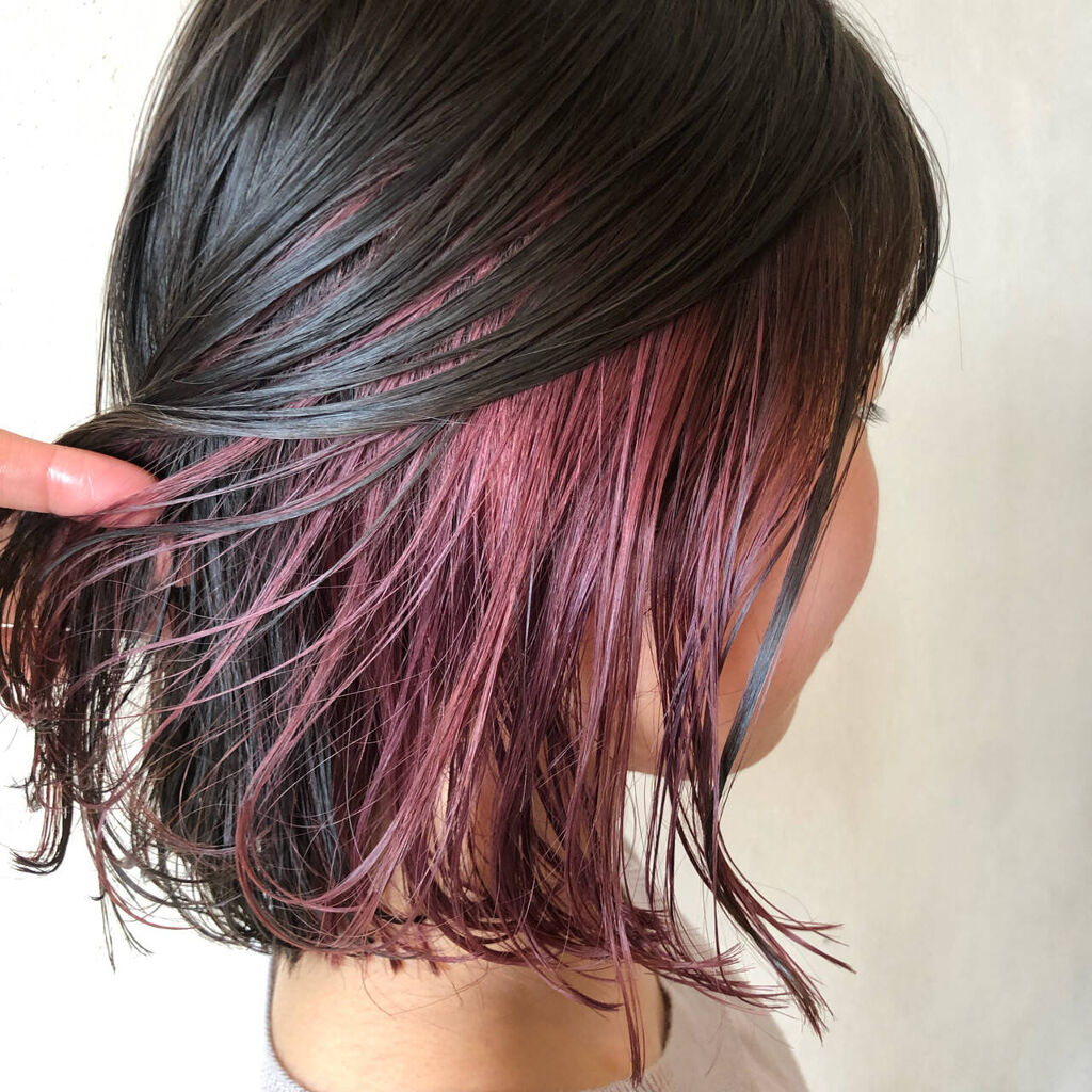 「【2022年暗髪人気ヘアスタイル】透明感UP&色落ちしにくい≪ハイライト・インナーカラー・グレージュ≫」の画像(#315238)