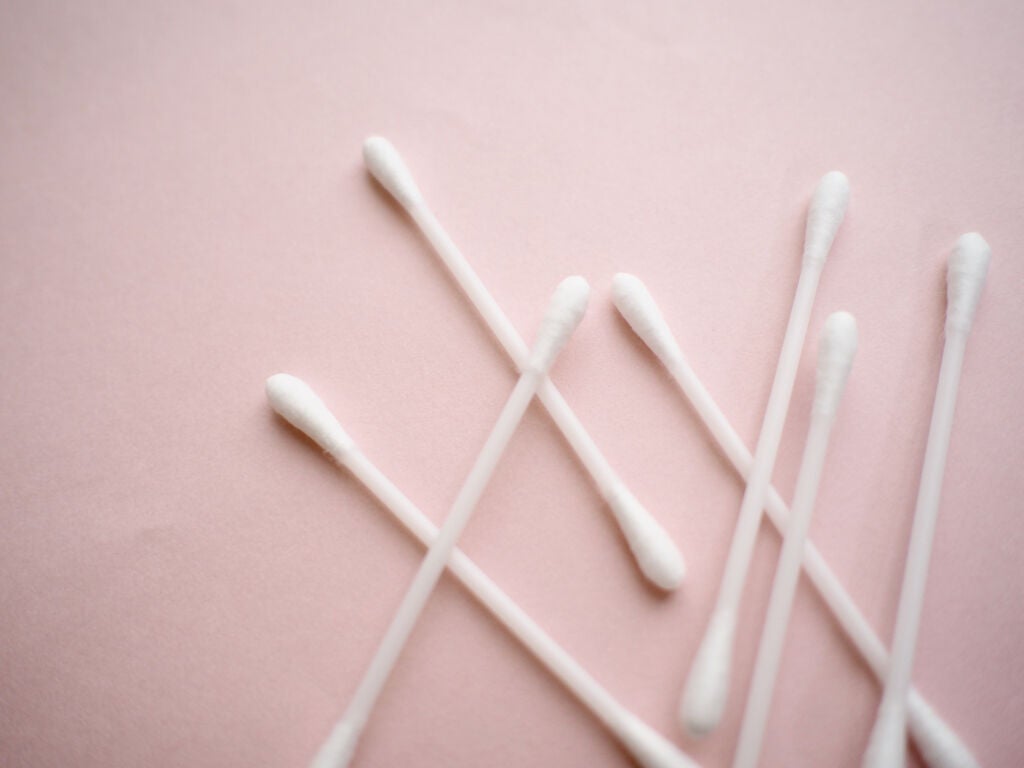 ワセリンの効果的な使い方【保湿だけじゃない!マルチな美容アイテムの裏技教えます】 の画像