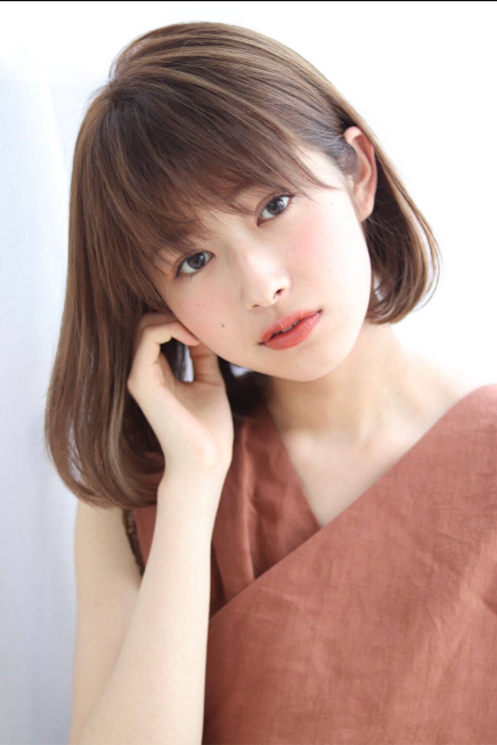 ダークブラウンの暗めの髪色が可愛い おすすめスタイルとおすすめ眉マスカラ 市販カラー剤紹介 Lips ダークブラウンの暗めの髪色が可愛い おすすめスタイルとおすすめ眉マスカラ 市販カラー剤紹介 Lips