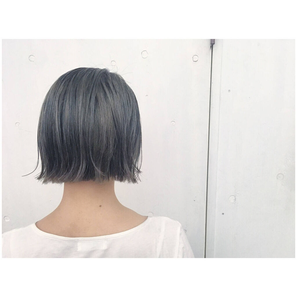 「グレーの髪色が気分♡市販のヘアカラー人気のおすすめ7選｜ブリーチあり・なし徹底比較！」の画像（#324009）