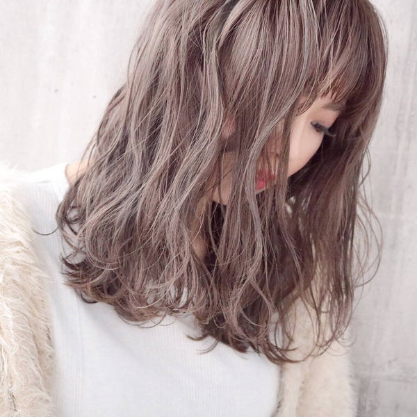 「髪染めした後いつからシャンプーすべき?色落ちを防ぐおすすめの市販カラーシャンプー11選【茶色・紫】」の画像(#324465)