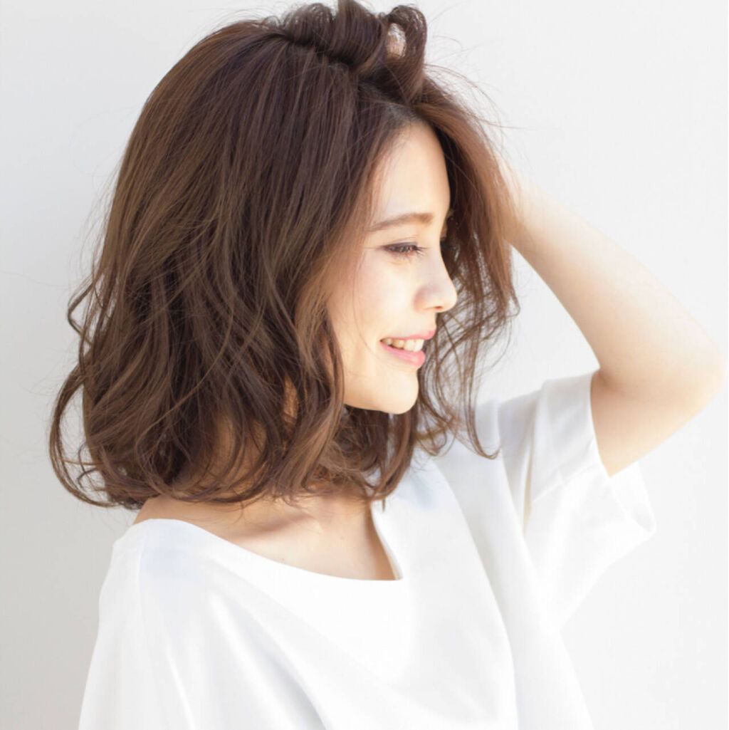 「【女性向け！ヘアワックスの付け方】基本の使い方からショートやボブなど髪型別に解説◎」の画像（#325296）