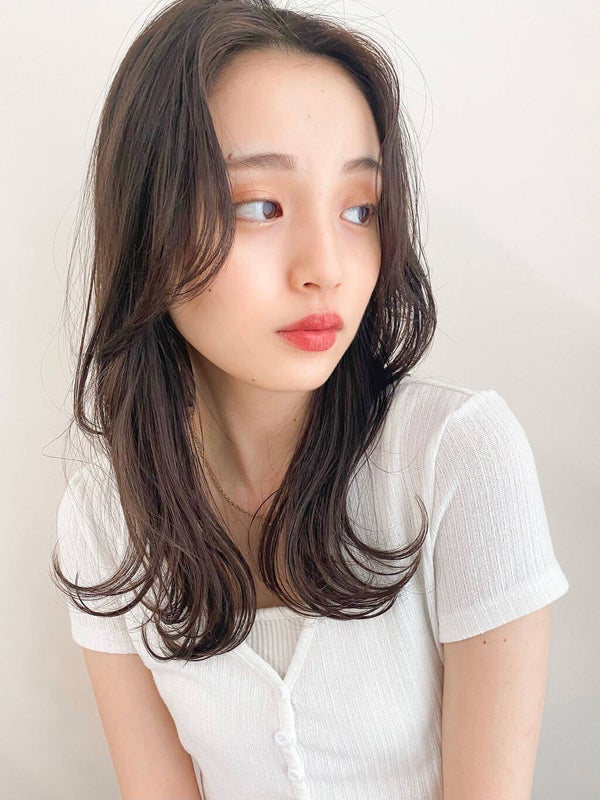 ゆるウェーブのロングヘア