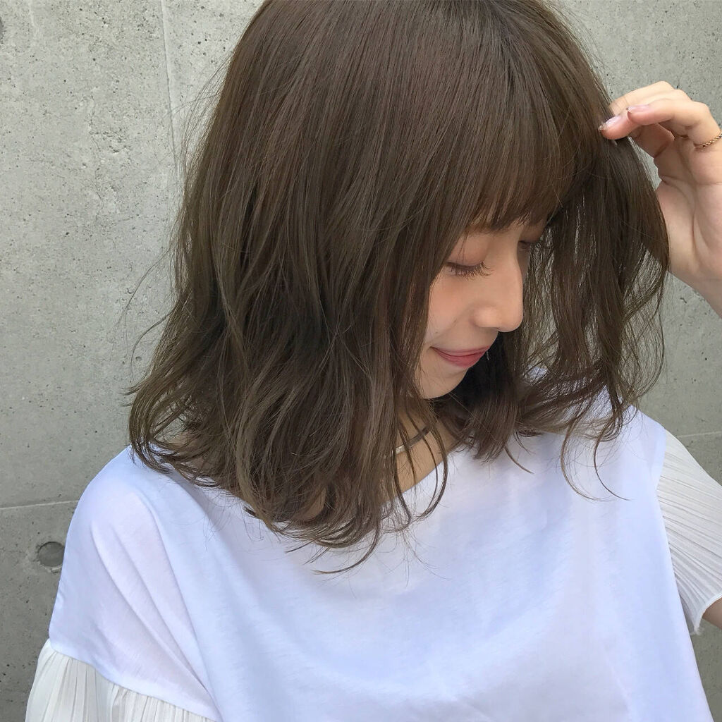 「《2022年版》40代に人気のヘアカラーカタログ14選|春夏・秋冬別でご紹介【市販のヘアカラー剤も】」の画像(#326357)