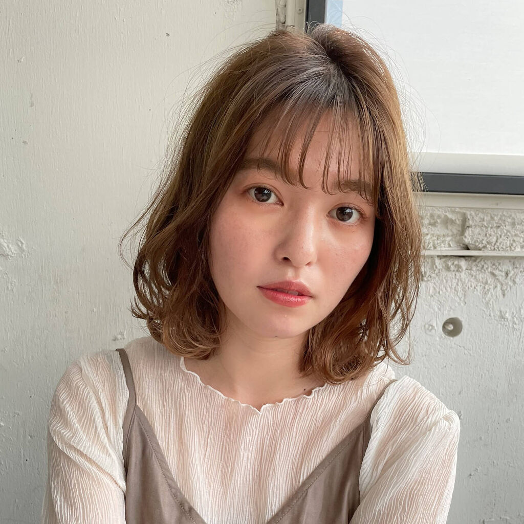 「《2022年版》40代に人気のヘアカラーカタログ14選|春夏・秋冬別でご紹介【市販のヘアカラー剤も】」の画像(#326370)