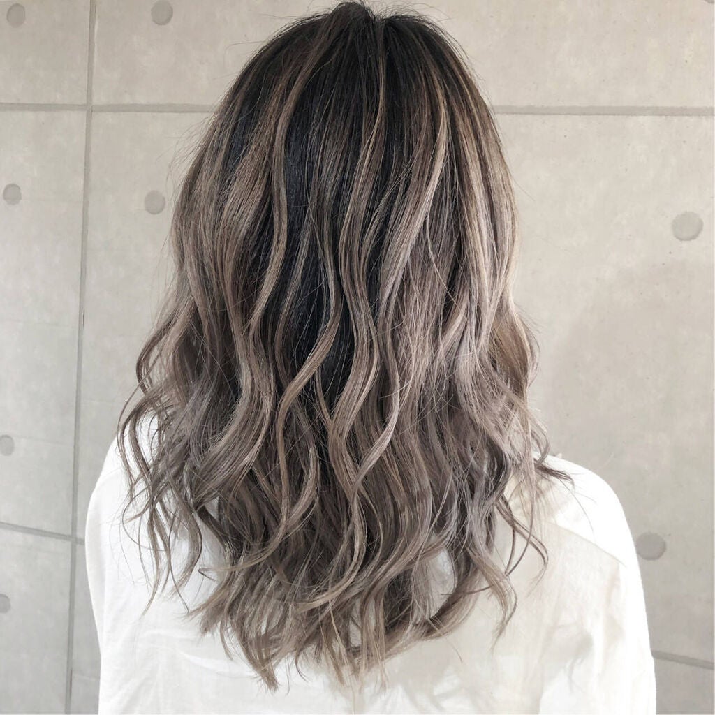 「バレイヤージュとは?美容院でのやり方や失敗例・おすすめヘアカラーを紹介!長さ別の髪型も」の画像(#327874)