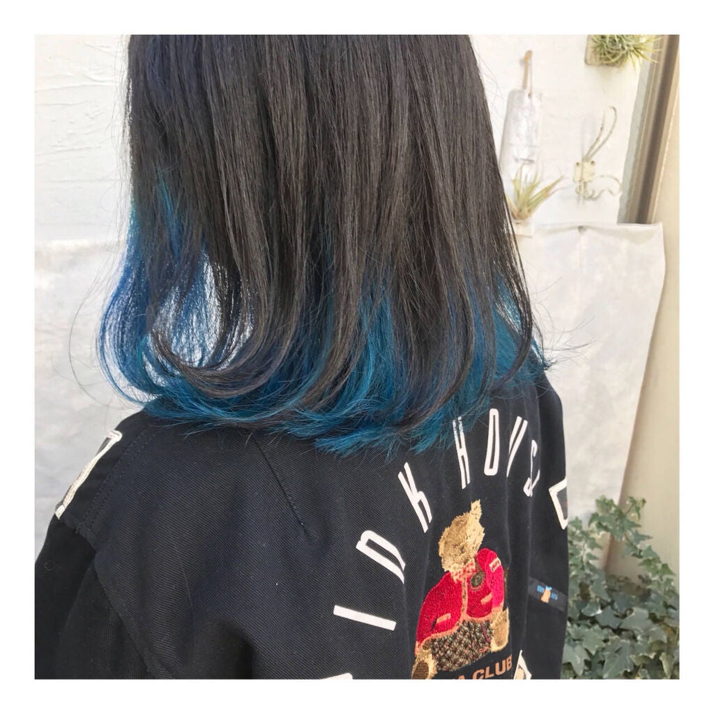 「メンズ受け◎ブルー系の髪色特集!暗めから明るめまで種類豊富に紹介【市販ヘアカラーも】」の画像(#330849)