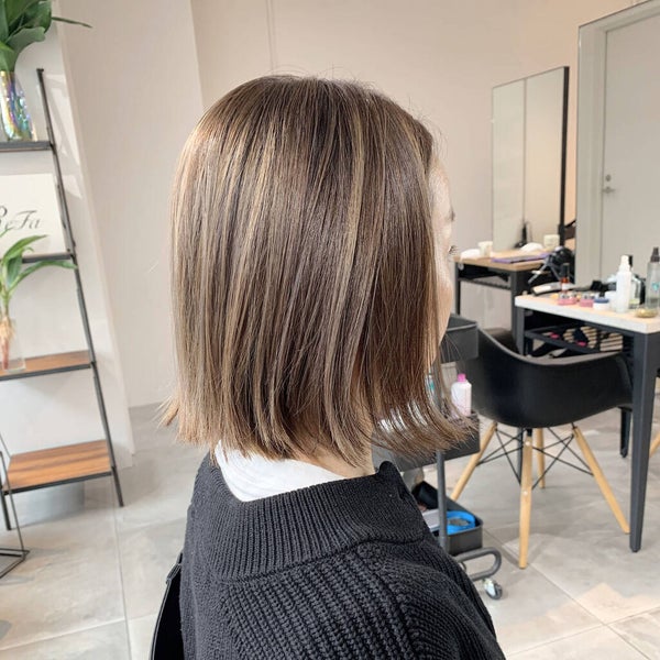 「ヘアカラーの種類の名前を覚えよう!イルミナカラーや市販ヘアカラー剤の色の種類もカタログ付きでご紹介」の画像(#333418)