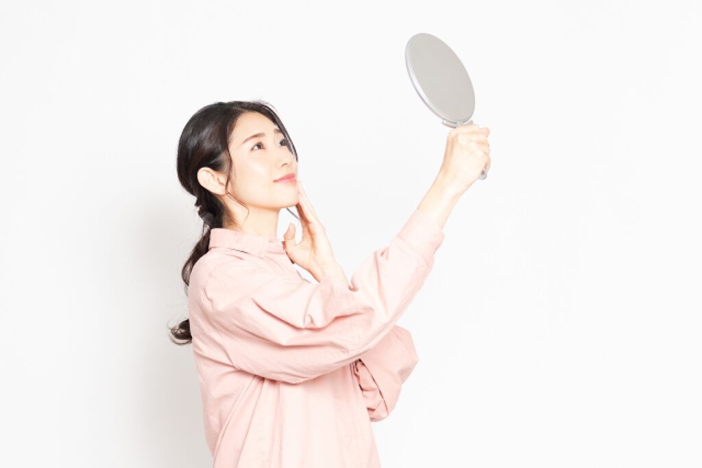 馬油の効果で美肌・美髪になる!ニキビ・シミには効果ない?デメリットや使い方を紹介の画像