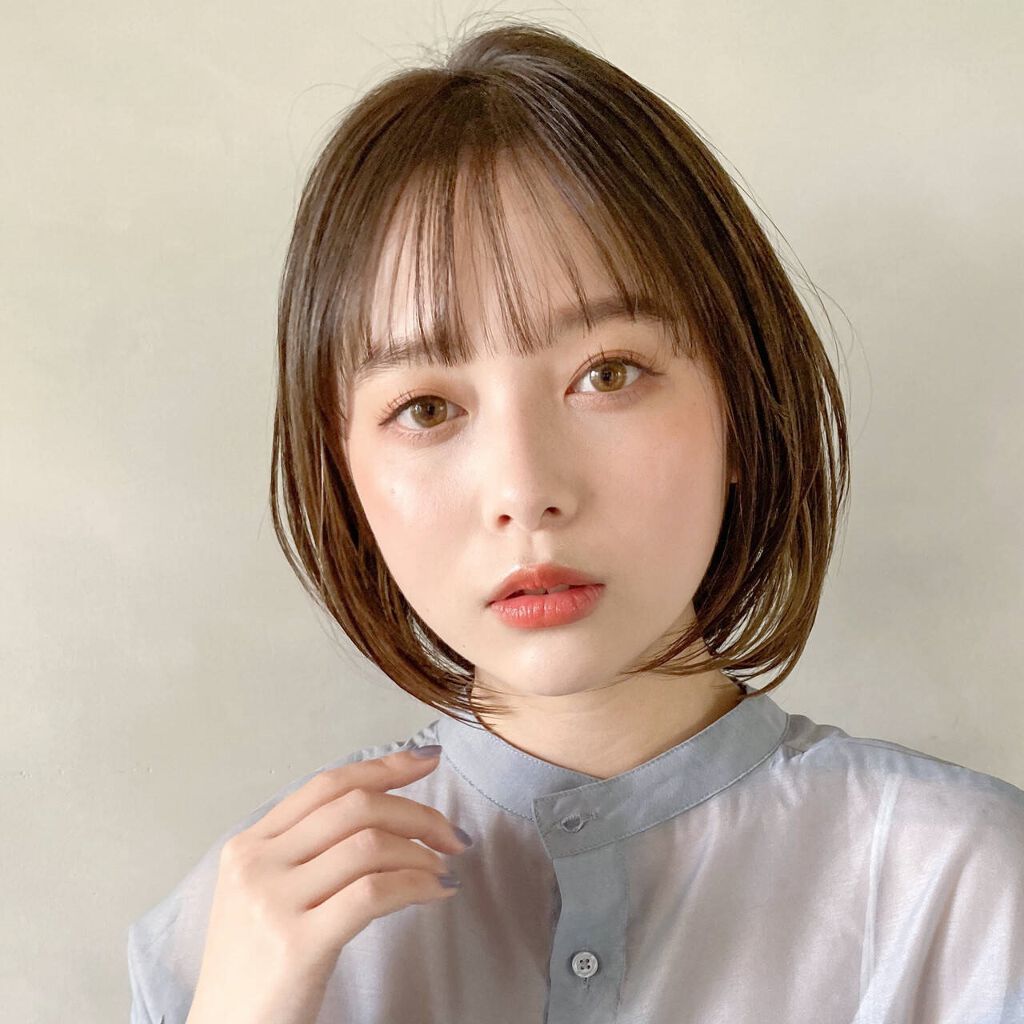 「【ゆるふわショートボブの巻き方】コテやストレートアイロンで作る外ハネ・内巻き≪初心者でも簡単アレンジ5選≫」の画像(#337851)